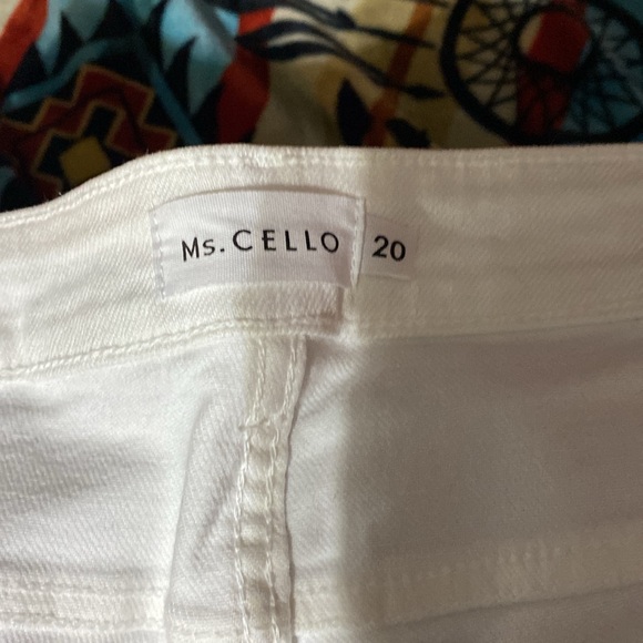 High Rise Distressed Ankle Skinny Cello Jeans! - Picture 3 of 5